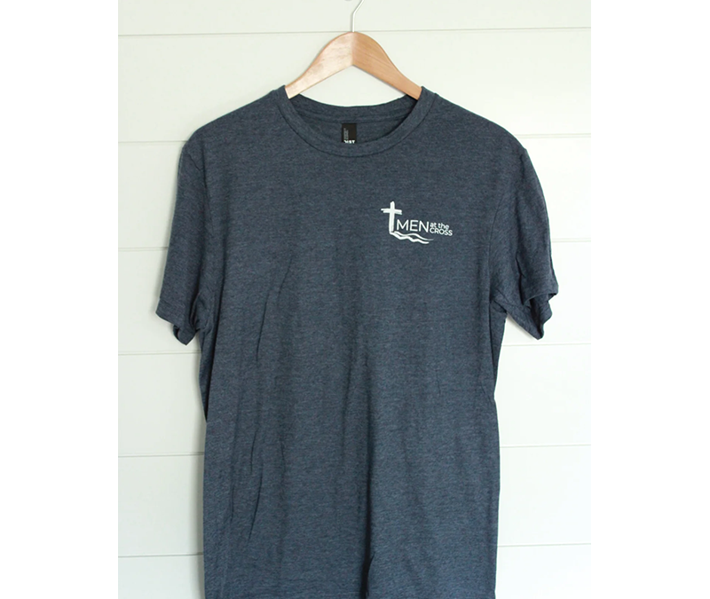 T-Shirt – Men at The Cross: Navy